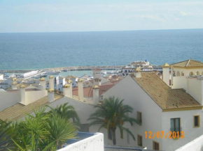 Duquesa suite and golf with a spectacular sea view Manilva